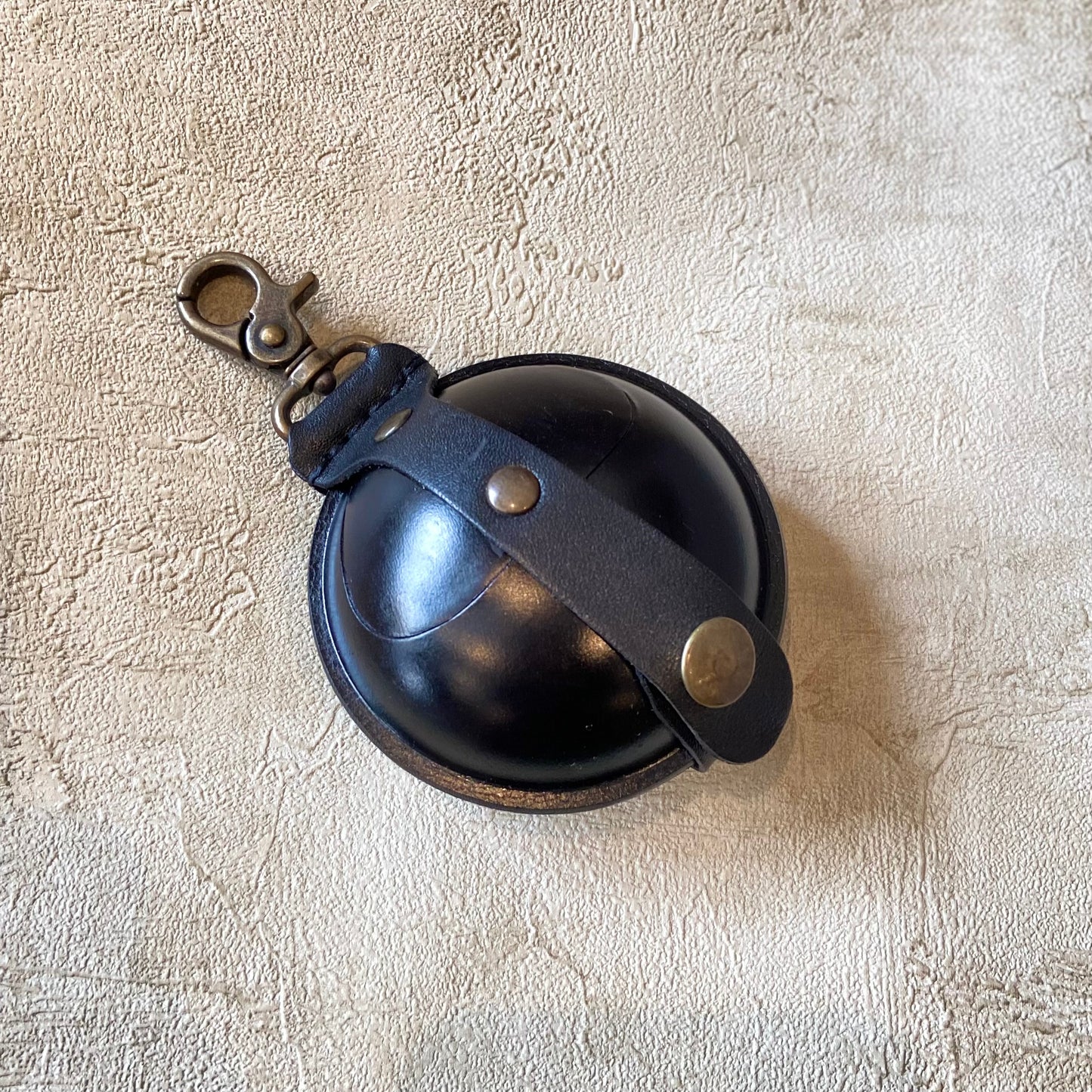 Hartlederbörse für Kleingeld