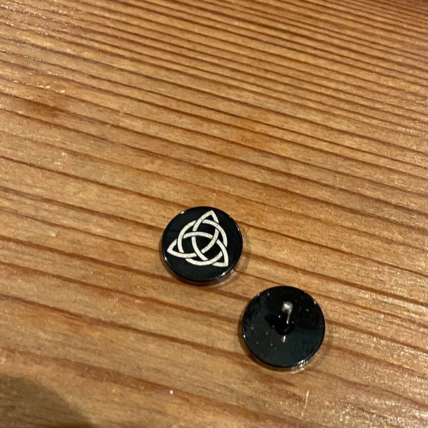 Fake Plug Triquetta