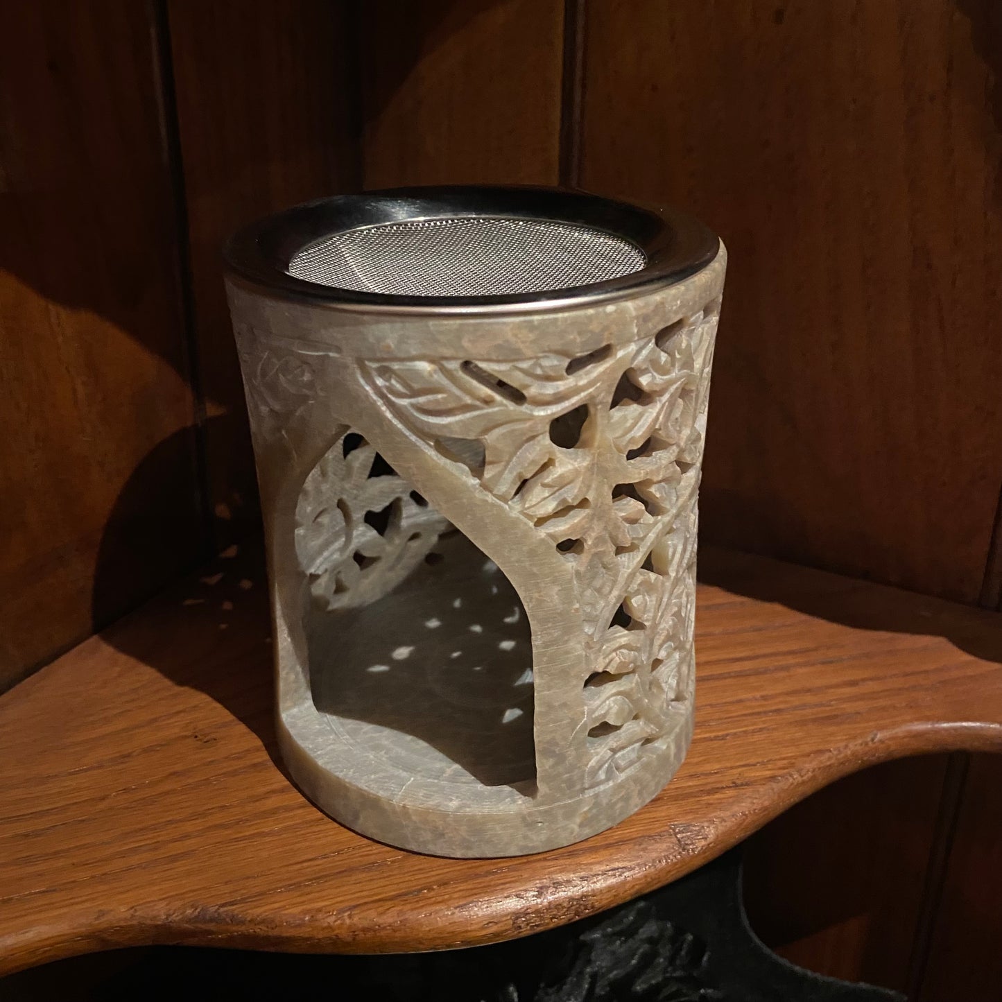 Stövchen filigran Speckstein