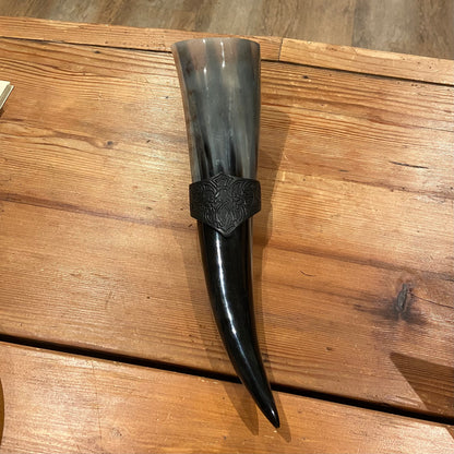 Trinkhorn mit Gurthalter