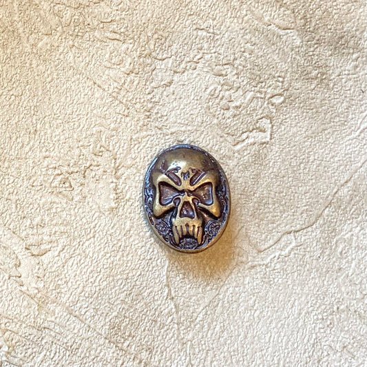 Knopf Skull