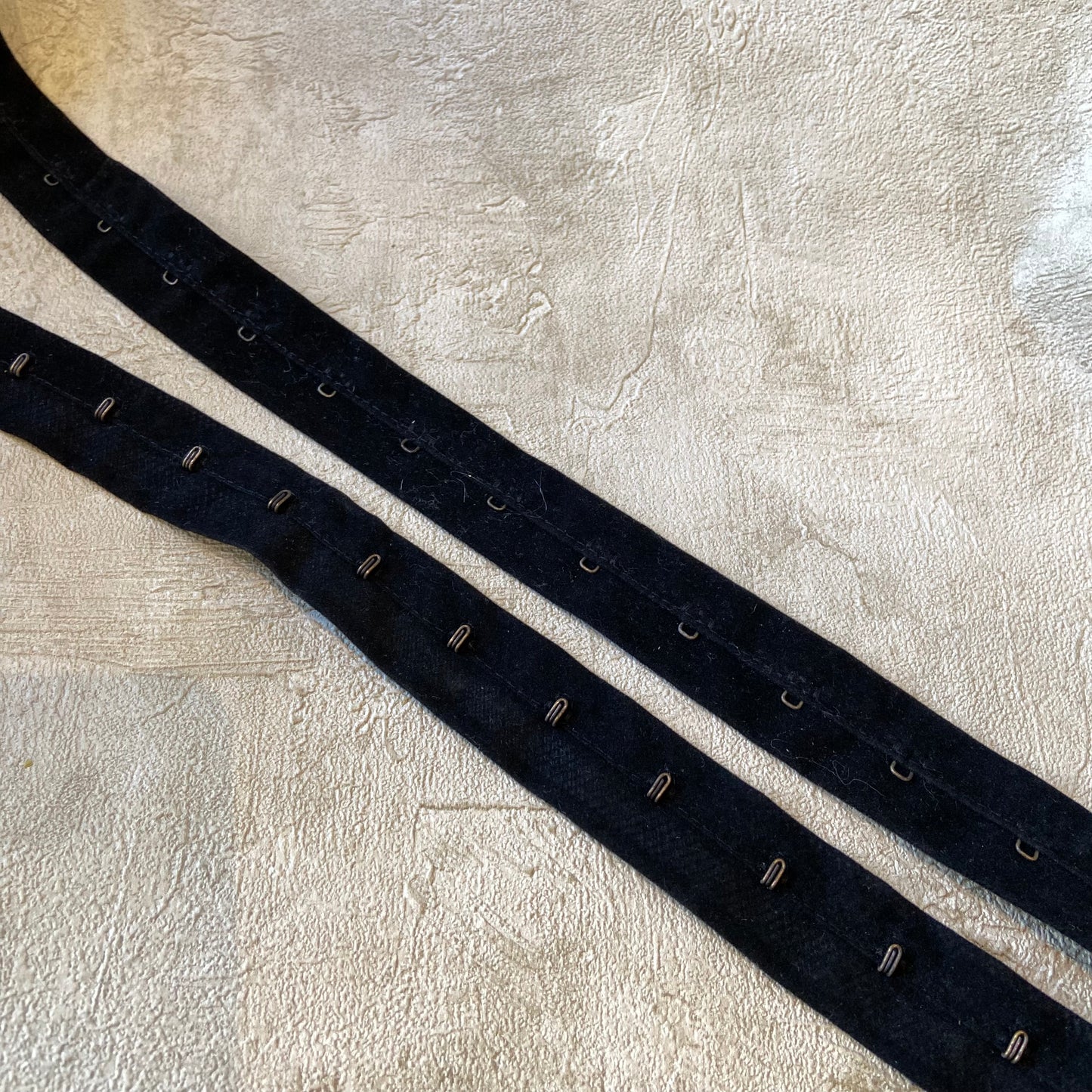 Miederband mit Oesen