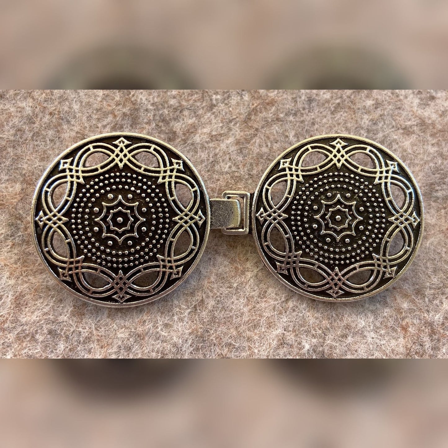 Runde Filigrane Blume